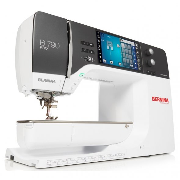 Bernina 790 PRO - mit Stickmodul SDT