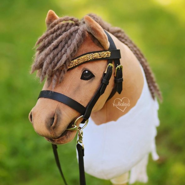 Kullaloo Hobby Horse Trense Material-Set gold mit schwarzem Leder