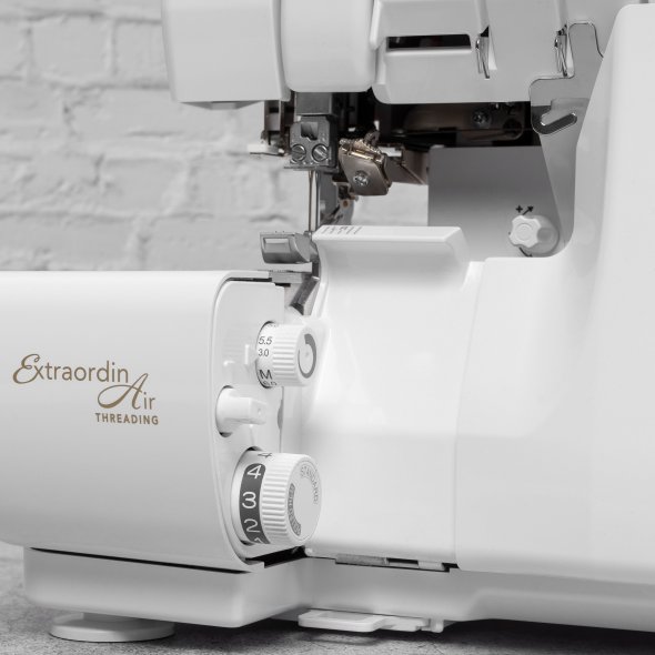 Baby Lock enlighten Overlock