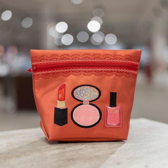 Nähwelt Flach Stickmuster-Collection "Beauty & Wellness" (30 Stickmuster/ USB)